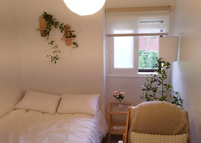 Ewha Univ, Ahyeon 3rooms Apartamento *