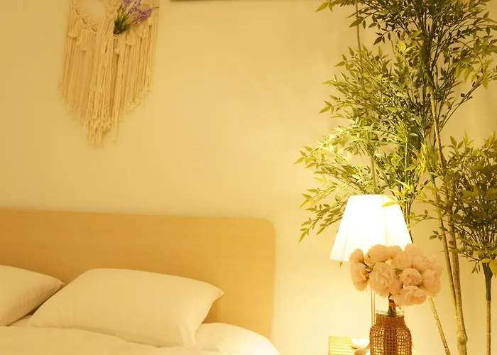 Ewha Univ, Ahyeon 3rooms *