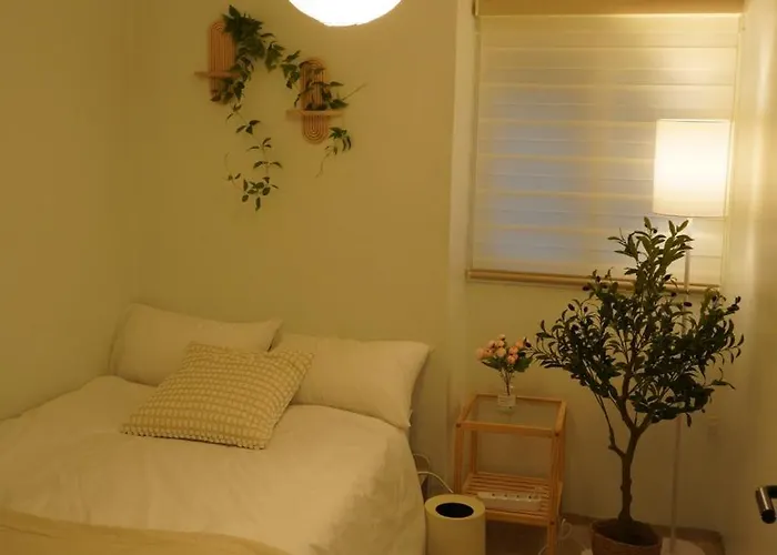 Ewha Univ, Ahyeon 3rooms